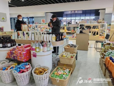 西大门保税直购中心打造跨境贸易全产业链一站式服务